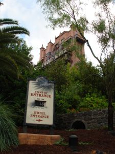 Sign Posting Wait Time for Tower of Terror